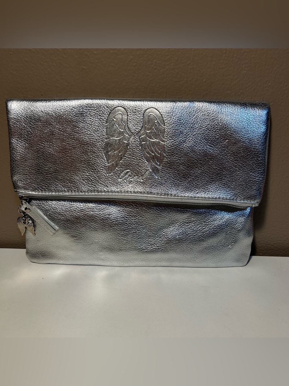 VICTORIA'S SECRET ANGEL SILVER METALLIC FOLD OVER CLUTCH MAKEUP BAG NWOT